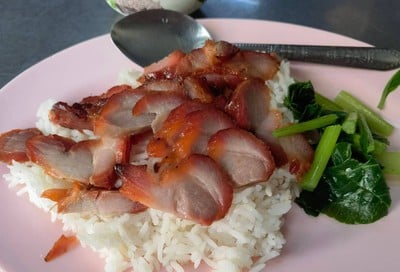 ข้าวหมูแดง