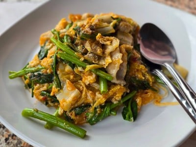 สุกี้แห้งหมู