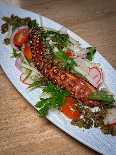 Aesops Greek Restaurant & Rooftop Asok (Sukhumvit 16)