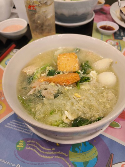 สุกี้น้ำรวมมิตร