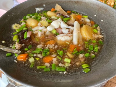 อาหาร หรือ เครื่องดื่ม