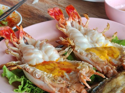 อาหาร หรือ เครื่องดื่ม