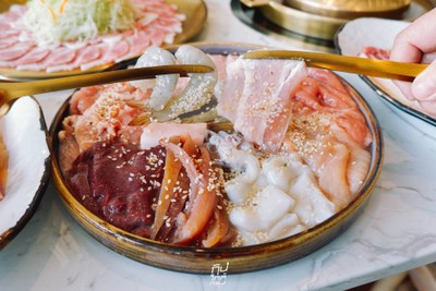 ปิ้งให้สุข Ping-Hi-Suk MooKata