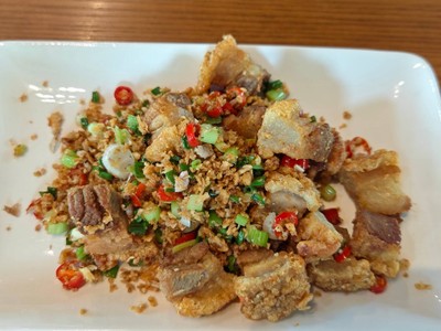 อาหาร หรือ เครื่องดื่ม