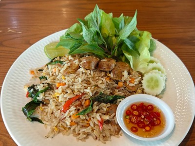 อาหาร หรือ เครื่องดื่ม