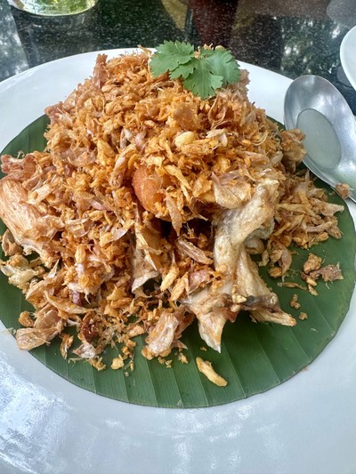 กบทอดกระเทียม