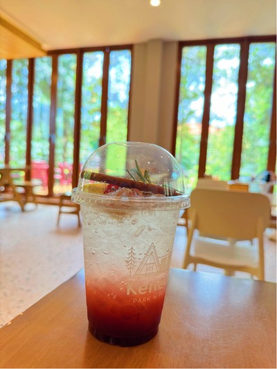 Strawberry soda