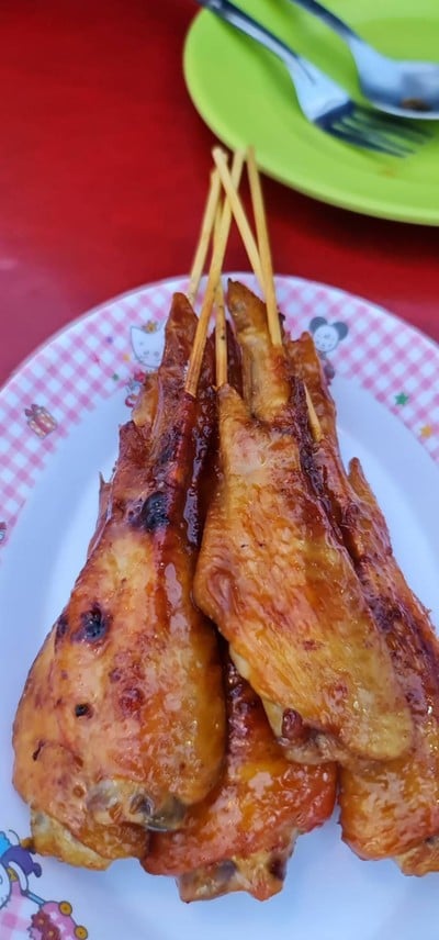 ปีกไก่ย่าง