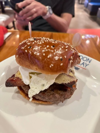 Farmhouse burger