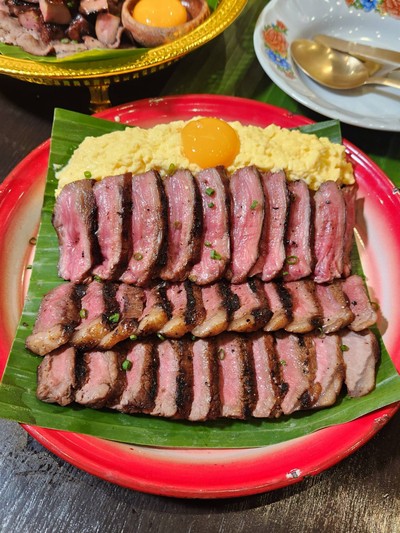 อาหาร หรือ เครื่องดื่ม