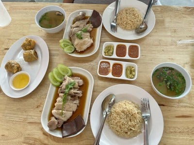 ข้าวมันไก่สิงคโปร์