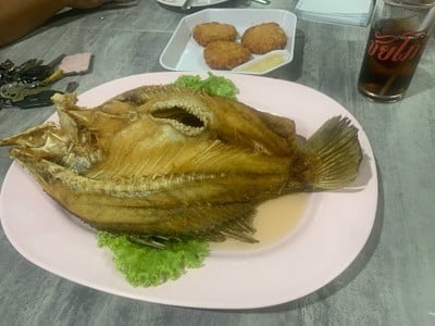 ปลากะพงทอดน้ำปลา