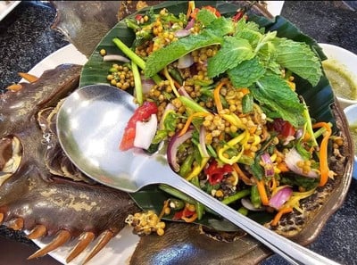 ยำไข่แมงดา