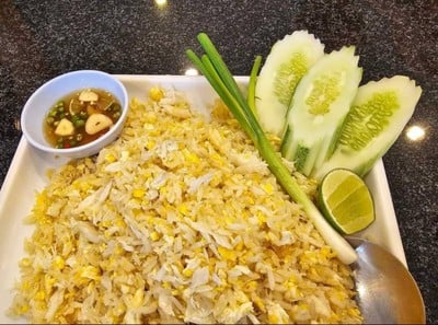 ข้าวผัดปู