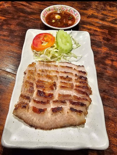 Grilled rib eye pork