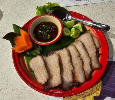 คอหมูย่าง
