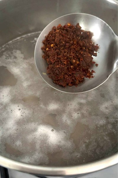 วิธีทำ แกงเมืองดอกกระเจียวกระดูกอ่อน 🪻