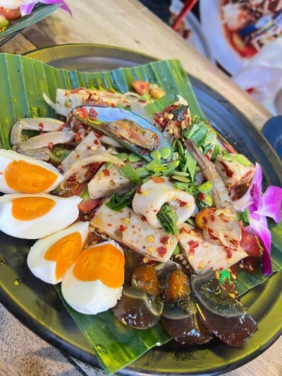 ส้มตำเด็ด ครกใหญ่🖤 สาขานวลจันทร์44