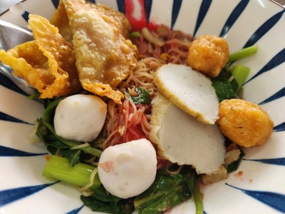 บะหมี่แห้งเย็นตาโฟ