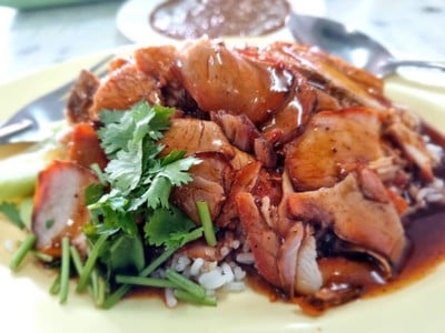 ข้าวหมูแดงหมูกรอบ (ธรรมดา)