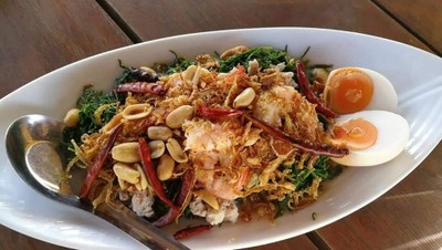 อาหาร หรือ เครื่องดื่ม