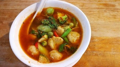 อาหาร หรือ เครื่องดื่ม