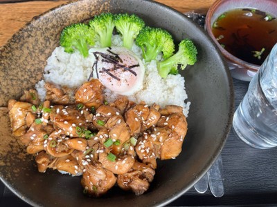 ข้าวหน้าไก่เทอริยากิ