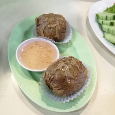 อาหาร หรือ เครื่องดื่ม