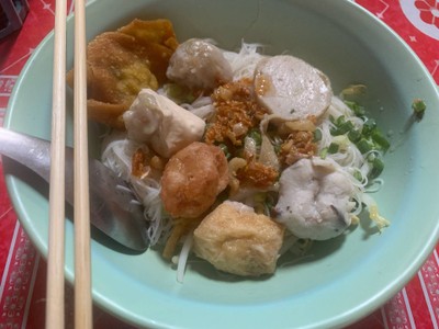 เส้นหมี่แห้งแคะ