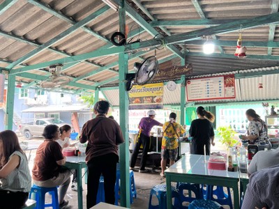 ก๋วยเตี๋ยวเรืออยุธยา (ลุงเสริม) เมืองทอง 1