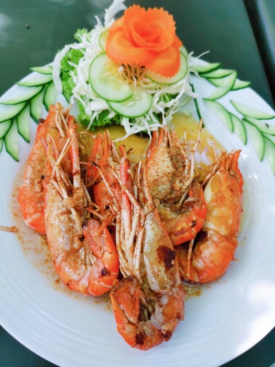 อาหาร หรือ เครื่องดื่ม