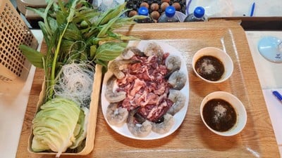 แจ่ฮ้อนรวม