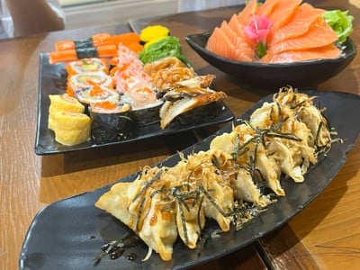 เกี๊ยวซ่าทาโกะ