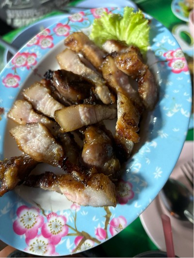 คอหมูย่าง