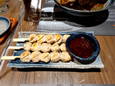 ลูกชิ้นเอ็นหมู