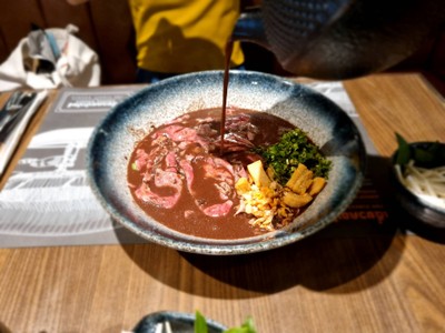 อาหาร หรือ เครื่องดื่ม