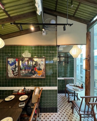 Toh-Kim ข้าวมันไก่โต๊ะคิม Park Silom