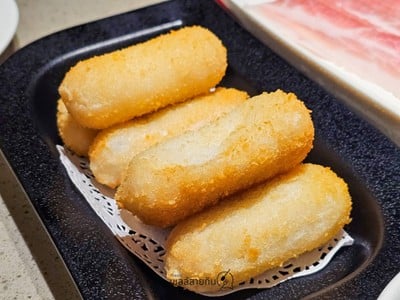 ข้าวเหนียวทอดไส้น้ำตาล