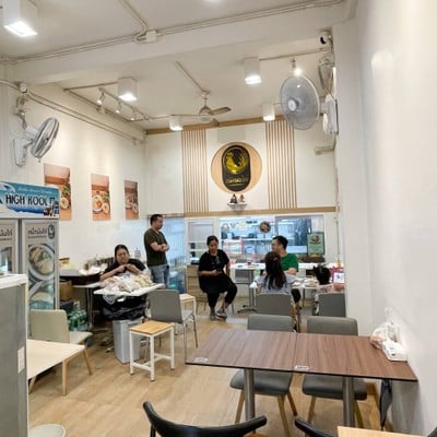 หมึกมันไก่ ข้าวมันไก่สไตล์สิงคโปร์ - เพรชบุรี 5  เพรชบุรีตัดใหม่