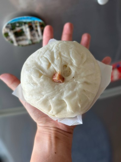 ซาลาเปาหมูสับลูกใหญ่