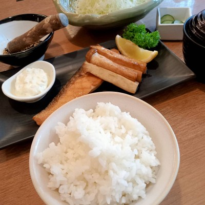 อาหาร หรือ เครื่องดื่ม