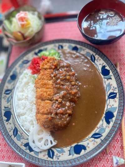 แกงกะหรี่ญี่ปุ่นหมูทงคัตสึ