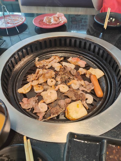 อาหาร หรือ เครื่องดื่ม