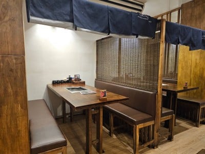 บรรยากาศ ORANJII DELI 2 YOU สี่แยกสะพานควาย