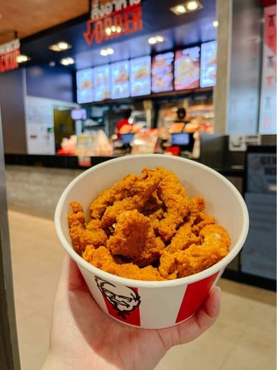 หนังไก่ทอด