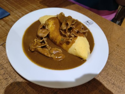 Curry Sauce Omurice with Shabu Shabu Pork