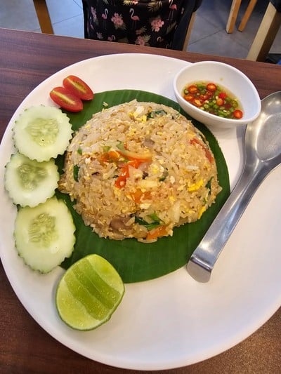ข้าวผัดหมู