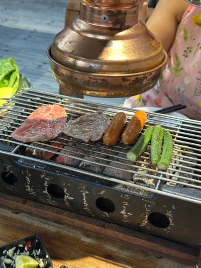 อาหาร หรือ เครื่องดื่ม