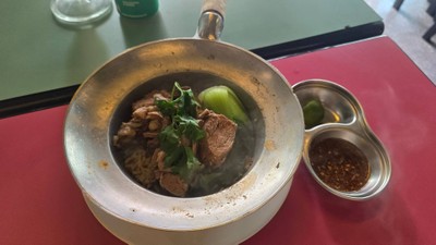 ข้าวเนื้อตุ๋น