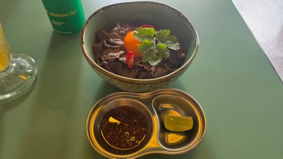 Sam Yot Rice Bowl Aus Wagyu rice bowl